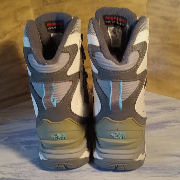North Face Primeloft 400 Gram Insolated Waterproof Boots Women size 6 - Picture 5 of 9